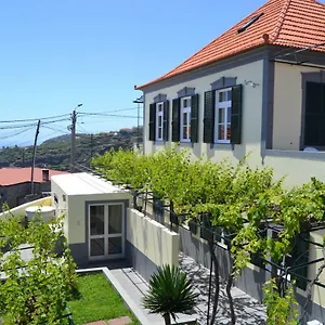 Casal São João Ribeira Brava